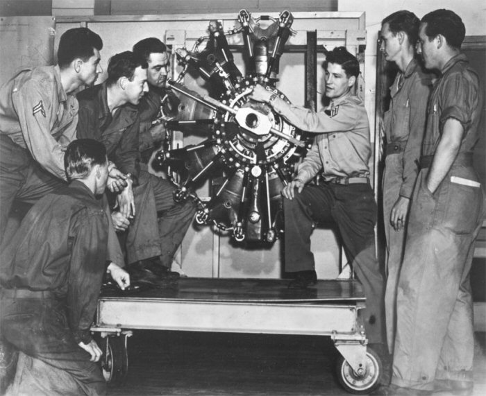 Airplane Mechanics Ground School Bldg, Foster Field - Texas Oct '42 - Air Force HRA